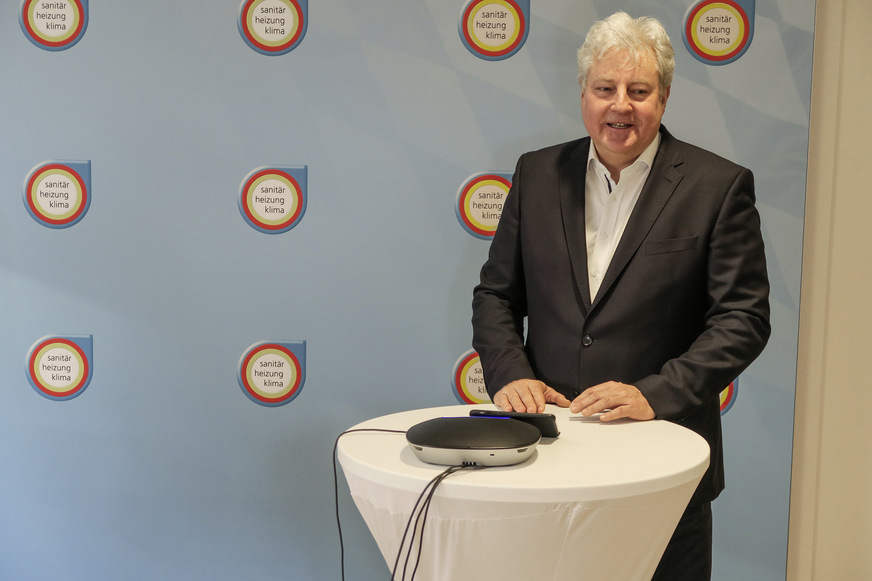 Landesinnungsmeister Erich Schulz begrüßte die Teilnehmerinnen und Teilnehmer des Online-Seminares.