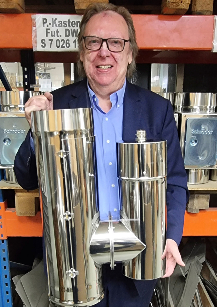 Mit dem „PTInside“ steht jetzt ein nachrüstfähiger elektrostatischer Abscheider zur Montage im Haus (z. B. Dachboden) zur Verfügung.