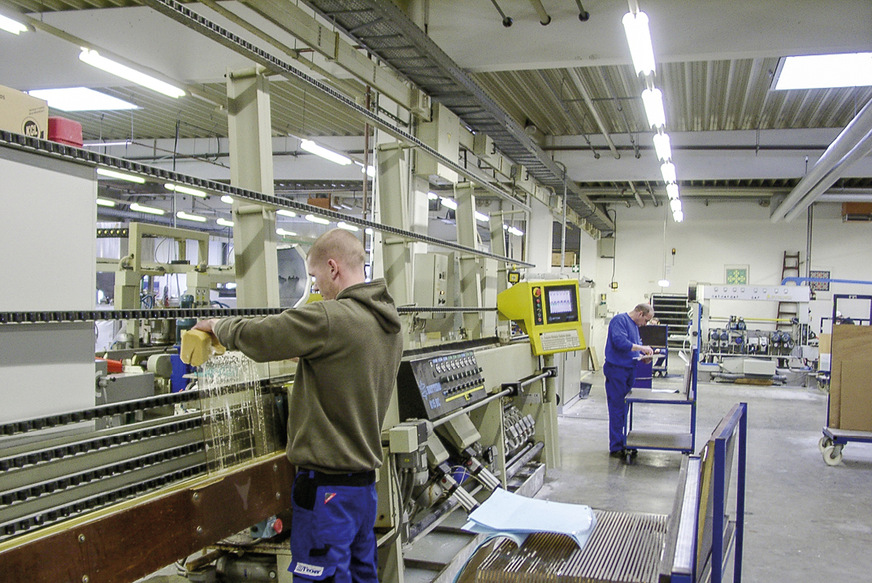 Glasveredelung ist das Kerngeschäft der Firma Hecker Glastechnik, über die man auch Funkenschutzplatten aus Einscheiben-Sicherheitsglas bekommt.