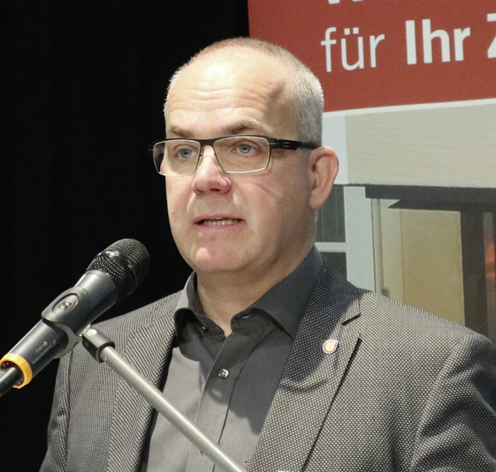 Landesinnungsmeister SHK Marco Hanke gab einen Überblick über die Themen Handwerk, Nachwuchs, Energie und Zukunft.