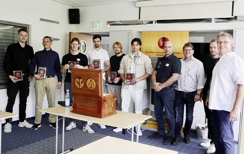 Sechs stolze „Junggesellen“ erhielten im Rahmen der Hausmesse ihren Gesellenbrief.