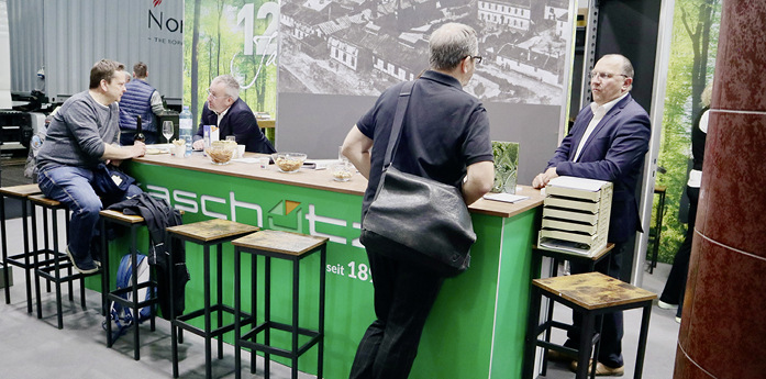 Hafnertec-Geschäftsführer Leopold Bicker präsentierte das Ruka-Kachelprogramm.