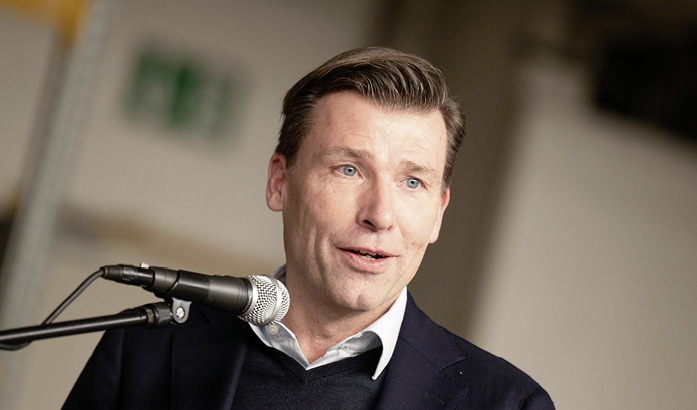 &nbsp;Raymond Zantinge, Geschäftsführer der Spartherm-Holding: „Die bereits eingeleiteten Maßnahmen werden schon in naher Zukunft eine spürbare Verbesserung der Lieferbarkeit von Spartherm-Produkten führen. Darüber hinaus sind weitere konkrete Projekte in Planung, um die Optimierungen langfristig und nachhaltig abzusichern.“