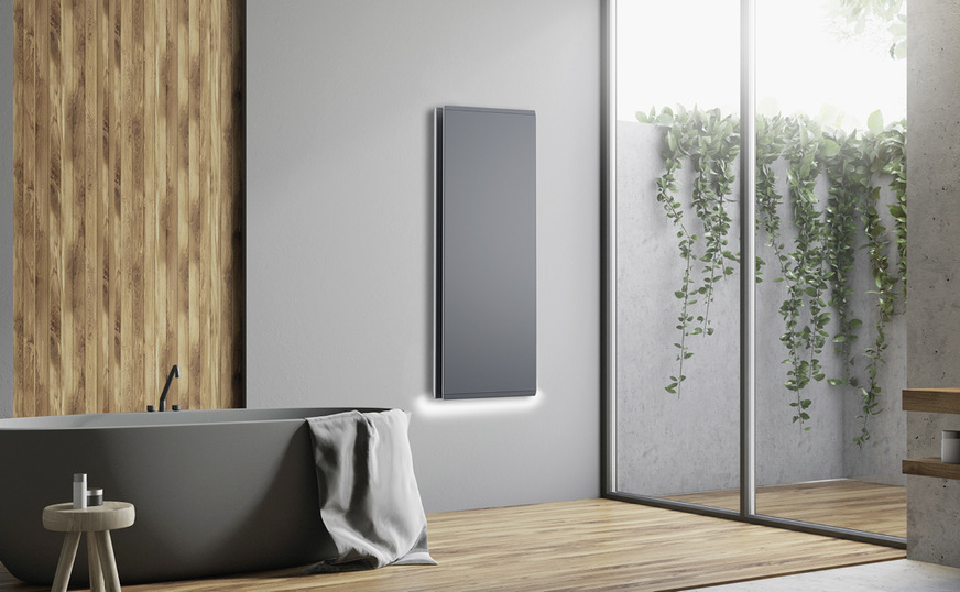 Mit „wodtke feel warm“ bietet das Unternehmen optisch ansprechende Infrarot-Strahlungsheizungen, hier zur Wandmontage in „Pure Classic Grey“.