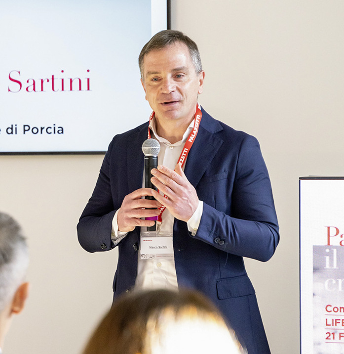 Marco Sartini bei seiner Begrüßungsrede.