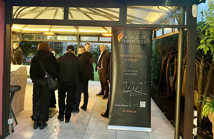 Special guests wurden auf dem Trendfairs-Empfang zur World of Fireplaces 2025 em­pfangen.