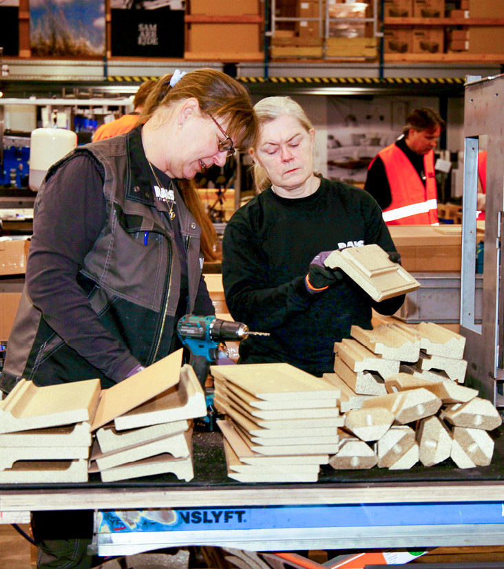 In der Montage gibt es einen hohen Frauenanteil. Kajgaard ist von deren besonderer ­Gründlichkeit überzeugt.