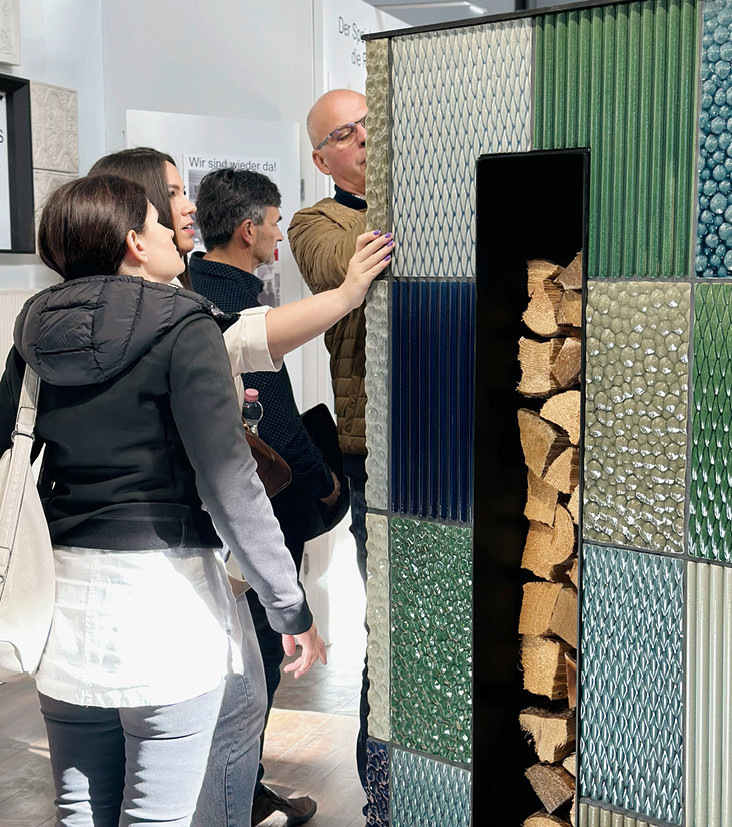 Die neu gestalteten Strukturplatten.