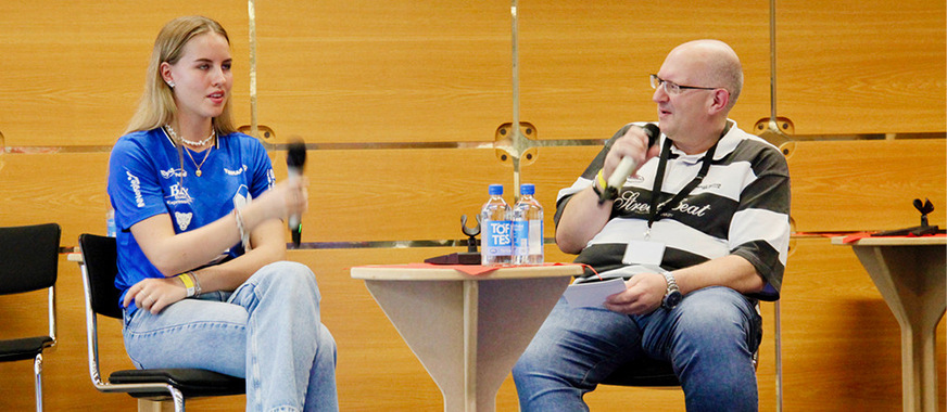 Interviews mit Persönlichkeiten wie der Tischtennis-Europameisterin und Hagos-Botschafterin Annett Kaufmann.