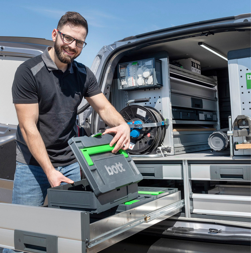 ...ohne Umwege ins Fahrzeugsystem von Bott verladen.