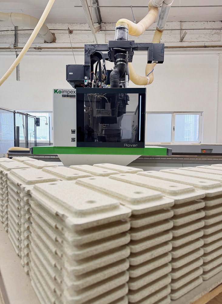 Aus den Vermiculite-Platten kann das Unternehmen auch individuelle Bauteile in den unterschiedlichsten Formen herstellen.