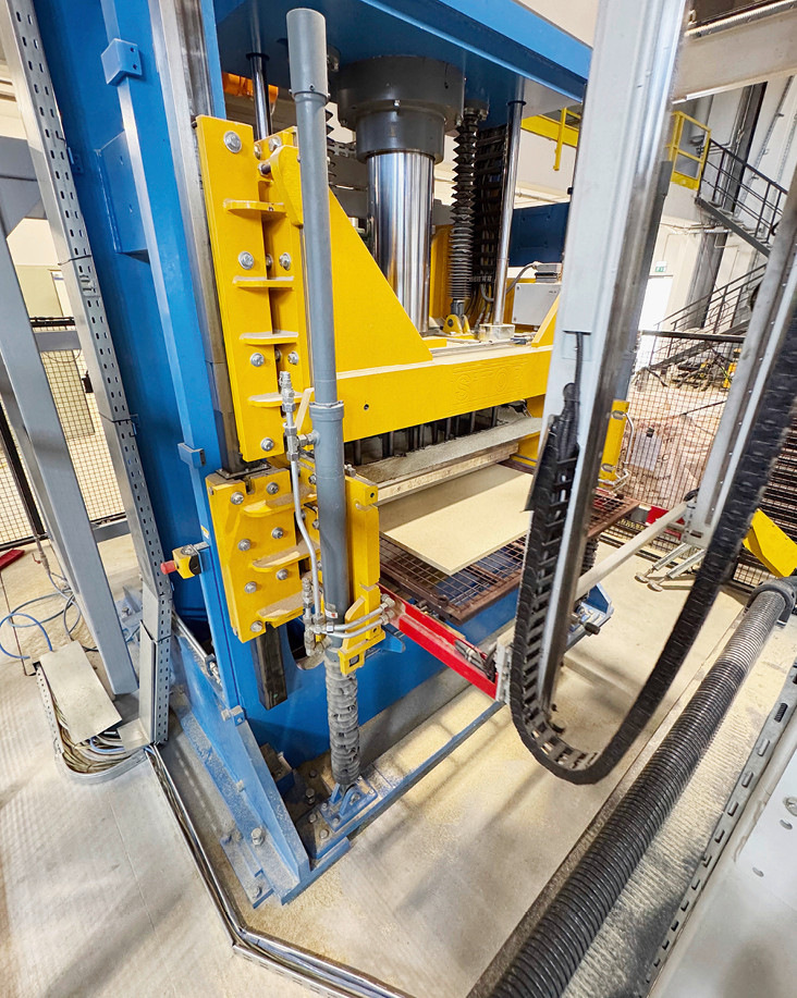 Bei Mineralka d.o.o. hat man kräftig in neue Produktionstechniken investiert – wie in die neue Kaltpress-Anlage.