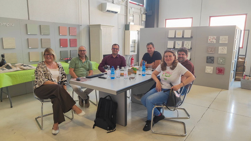 Im Mittelpunkt der Treffen standen praxisnahe Produktkenntnisse, technische Weiterbildung und der persönliche Dialog zwischen Hersteller und Fachbetrieben.