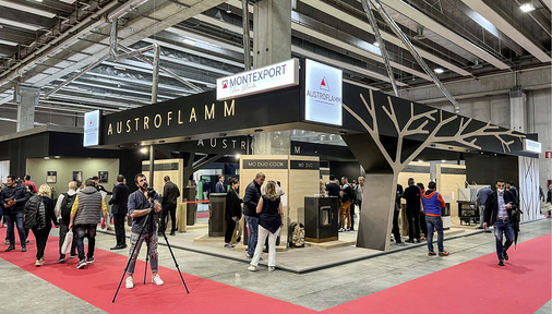 Gut besucht, der Stand von Austroflamm. Besondere Aufmerksamkeit wurde dem  „ MoDuo Cook ”  gewidmet.