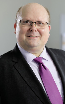 Jürgen Böhm, Leitung Vertrieb und Produktmarketing für Schornsteinsysteme und Lüftungsnetzwerk. 