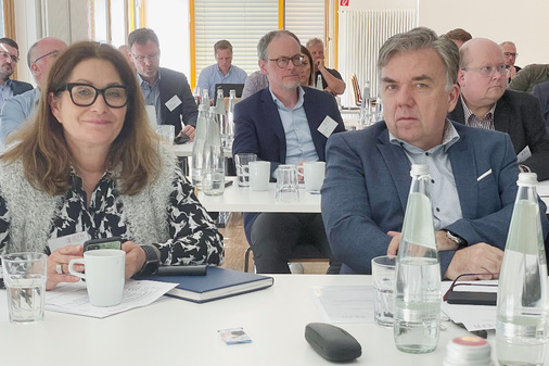 Ursula Gröbner und Uwe Striegler, Vorstandsvorsitzende der EFA, auf der Frühjahrstagung 2023 in Eibelstadt.