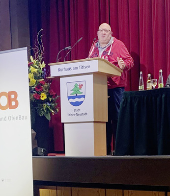 Andreas Neuer und Leiter des Ausschusses Ausbildung informierte über die Aktivitäten Lehrlingsausbildung.