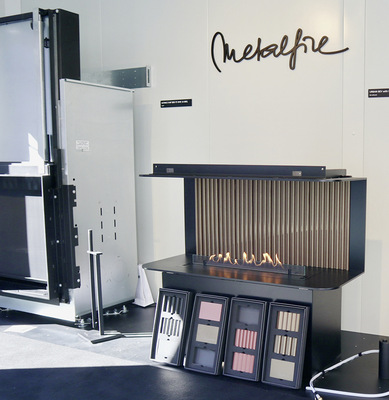 Metalfire zeigte seine Produkte in einem Roadshow-Container.