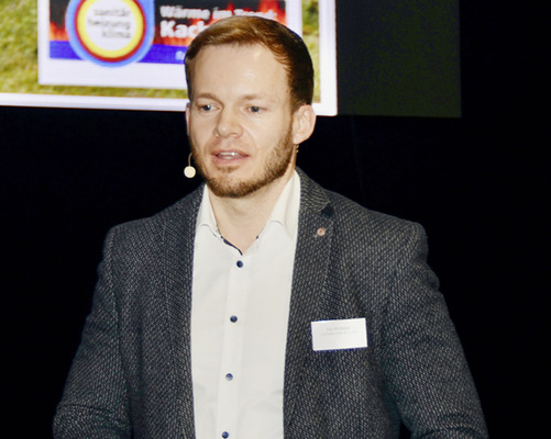  Kai Wolbeck stellte den „KaminfilterKat“ von Kleining vor und erklärte dessen Wirkungsweise.