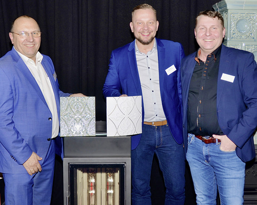  Jörg Böhme (Mitte, hier mit Leopold Bicker (links) und Andre Dix (rechts)) ist neuer ­Hafnertec Außendienst-Vertriebsrepräsentant für Deutschland Ost.