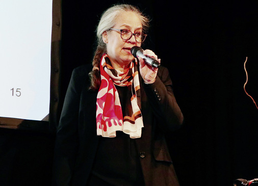  HKI-Technikreferentin Julia Langer beschrieb die Auswirkungen der europäischen Normen auf die Planung und Installation von Einzelraumfeuerstätten.