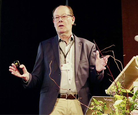 Dirk Werner zeigte für die Raab-Gruppe die zahlreichen neuen Möglichkeiten auf, mit denen sich die geltenden Ableitbedingungen elegant umsetzen lassen. - © Foto: Martin Henze
