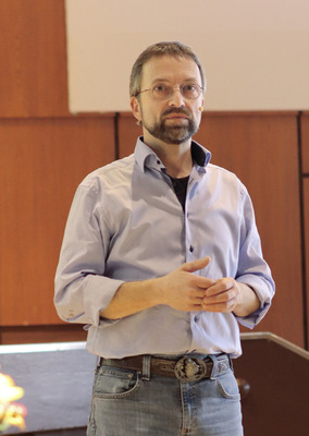  Tobe Hinrichs war mit zwei Vorträgen beim Seminar vertreten.