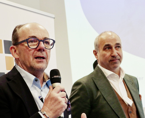   Innungs-Geschäftsführer Günter Meurer (links) und Obermeister Thomas Schwarzkopf führten durch die Veranstaltung.