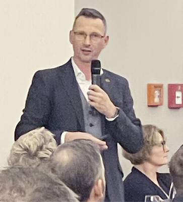 Prüfstand Speicheröfen, das war das Thema von Hendrik Schütze.
