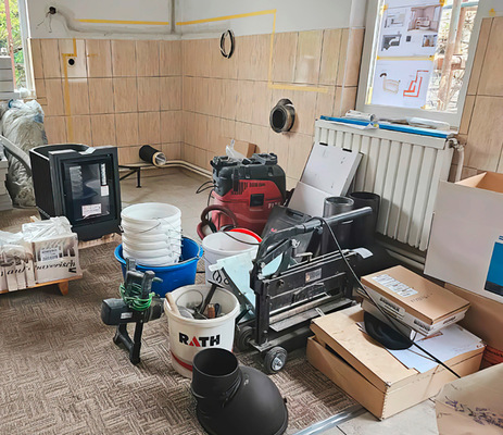 Endlich, erstes Material ist da. Es kann losgehen!