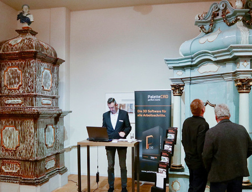 Tradition und Moderne direkt nebeneinander: PaletteCAD präsentierte seine ­Planungssoftware im Kachelofenmuseum.