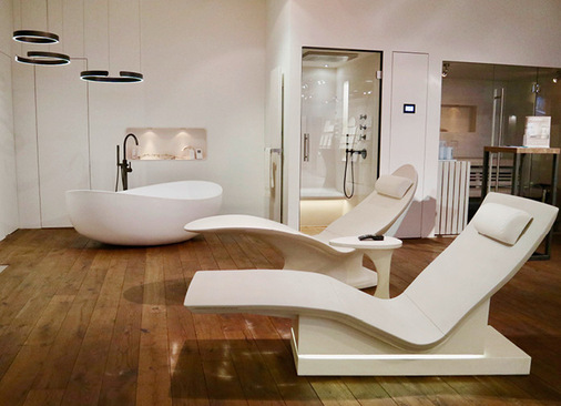 Wärmeliegen auf Sommerhuber-Keramik sind inzwischen in vielen Wellnesseinrichtungen zu finden.