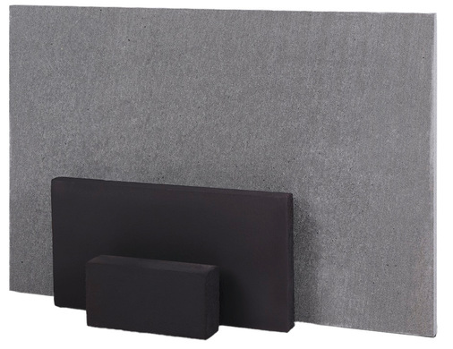 Das dunkelgrau durchgefärbte Dämmplatte System   „Duo Noarath®“. Sie komplettiert die schwarze   „Noarath®“-Serie und kann höhere Ausbrandtemperaturen bewirken.