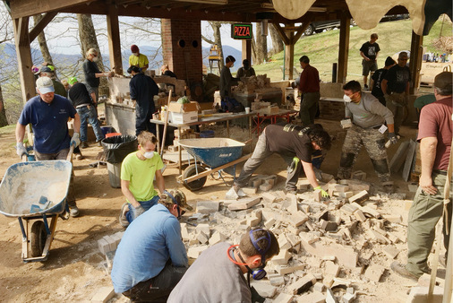 Die MHA-Jahrestreffen sind handfeste gesellige Praxisseminare.