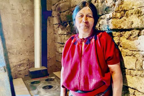 Masons on a Mission (MOM) haben es sich zur Aufgabe gemacht, sichere und saubere Kochstellen in Guatemala zu errichten.