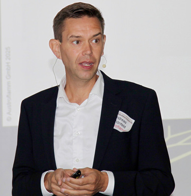 Austroflamm-Geschäftsführer Andreas Schönfeld referierte über Fehlermöglichkeiten im Ofenbau und über neue Produkte seines Unternehmens.