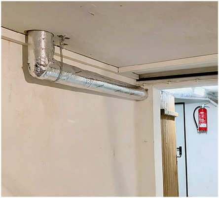 Elegante Lösung: Die weiteren Räume im Erdgeschoss sind durch im Keller verlegte und gut gedämmte Kanäle angeschlossen.