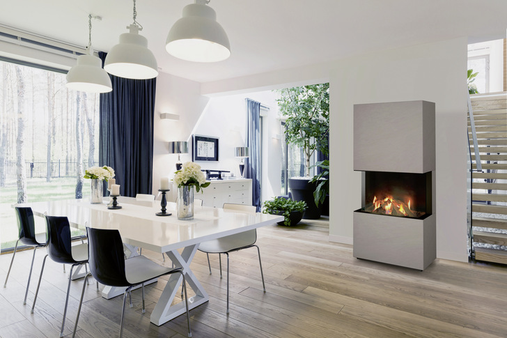 Kaminofen  „ Osorno ”  mit innovativer Techno­logie sorgt für Wärme auf Knopfdruck.