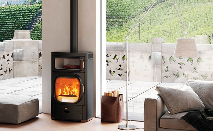 „Heidi Back“: Backen, braten, heizen und dabei noch unglaublich gut aussehen.