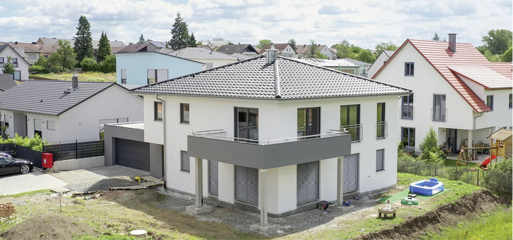 Die Stadtvilla der Familie Bergmann.