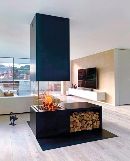 Ein Kaminofen sorgt für eine umweltfreundliche und preiswerte Wärme