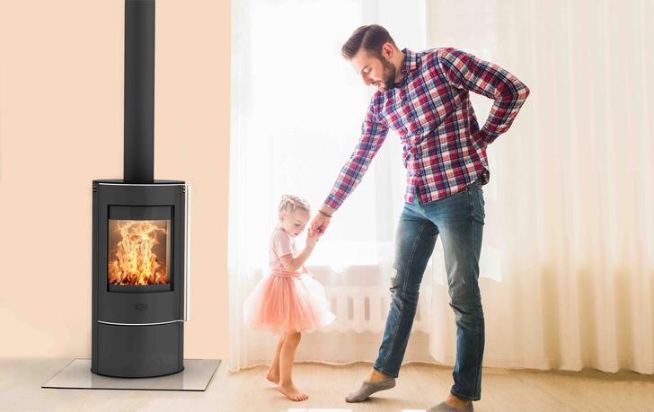 Für eine emissionsarme Verbrennung ist es beim Anzünden wichtig, möglichst schnell hohe Temperaturen im Brennraum zu er r e ichen. 