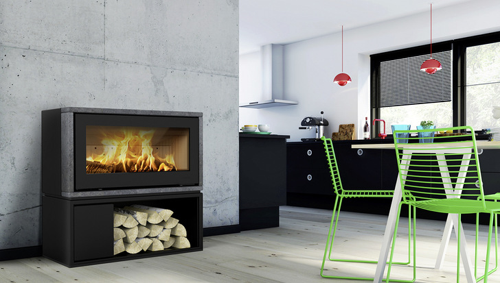 Lüftungsanlagen und Festbrennstoff-Feuerstätten müssen gut aufeinander abgestimmt sein.