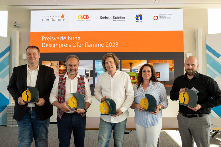 Die Preisträger der Ofenflamme 2023: Marie Myšková, David Muhl, Andreas Pöhl, Daniel Jungmann, Franco Schiechtl.