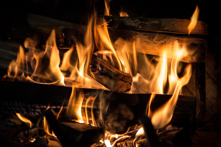 Holzfeuerstätten sind weiterhin möglich.