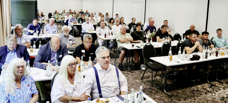 Unter den rund 80 Teilnehmern der Tagung waren auch Honoratioren aus Unternehmen und Verbänden.