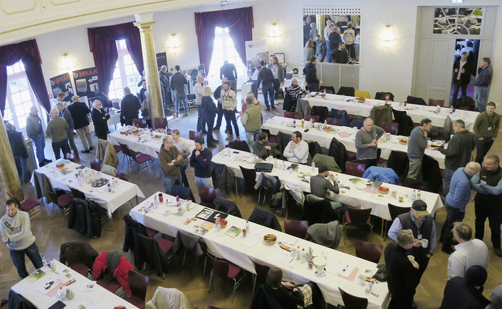 In den Pausen wird in allen Seminaren fleißig gefachsimpelt.