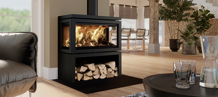 Vidar-Triple“, wahlweise freistehend oder an der Wand montiert.