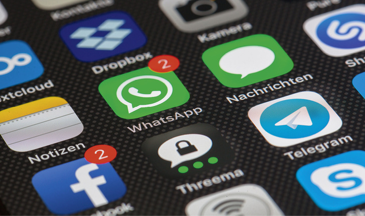 Die Schriftform muss bei einer Kündigung eingehalten werden. Sie kann nicht einfach per whatsapp verschickt werden. - © Foto: Thomas Ulrich auf Pixabay
