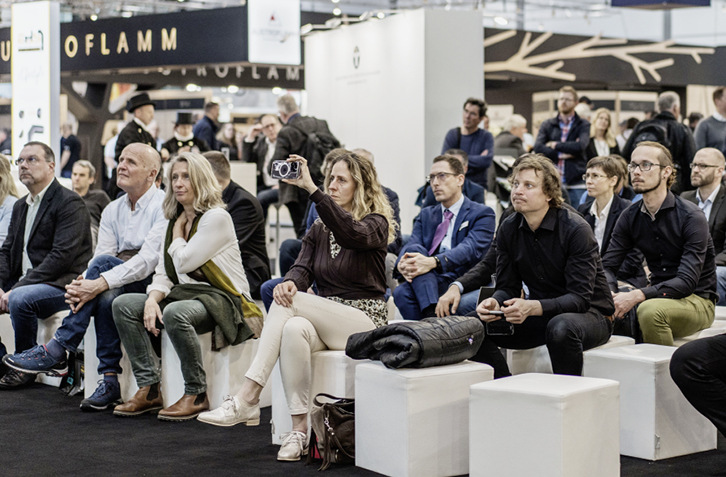  Der Fireplace Hub bietet informative Programmpunkte.